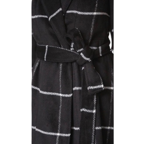 BB Dakota Black & White Braylee Coat - Picture 3 of 3